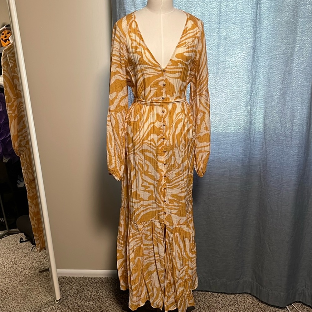 H&M sexy printed maxi dress